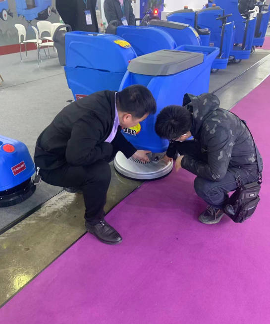 云浮小型电动洗地机是否适合用于环卫保洁